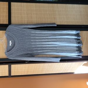 Aryeh sweater dress size Medium gray